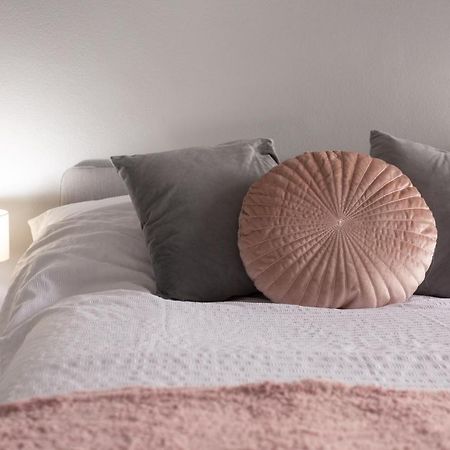 Lovely City Town House With Free Parking Sleeps 2 To 6 Guests York Esterno foto
