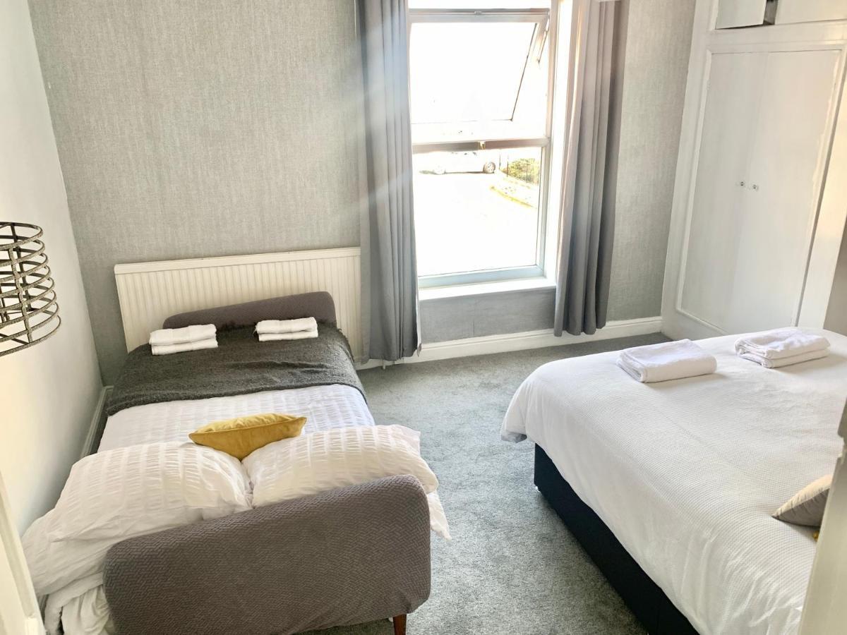 Lovely City Town House With Free Parking Sleeps 2 To 6 Guests York Esterno foto