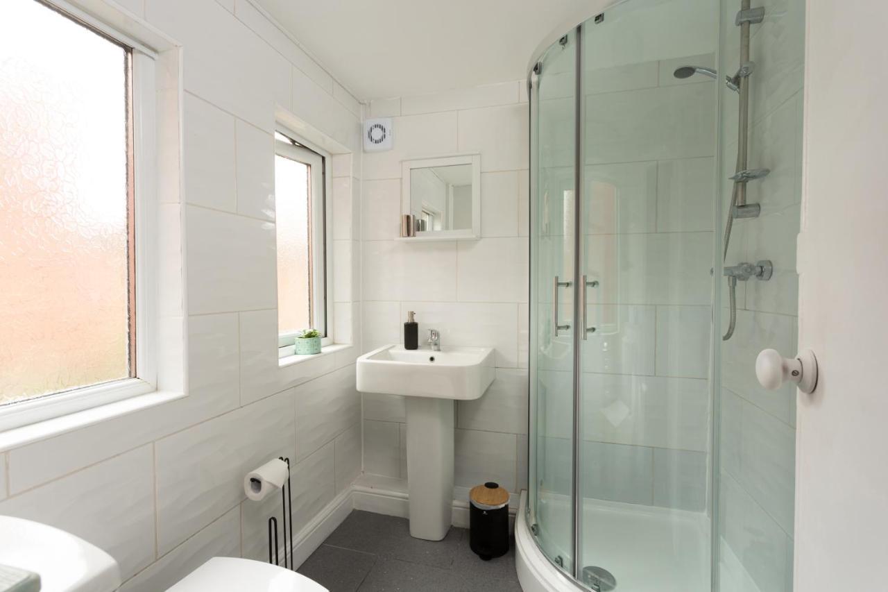 Lovely City Town House With Free Parking Sleeps 2 To 6 Guests York Esterno foto